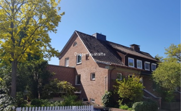 VERKAUFT !!! Attraktive Doppelhaushälfte mit Tiefgarage ...